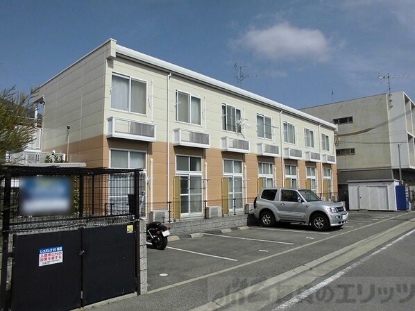 レオパレスEstinalの物件外観写真